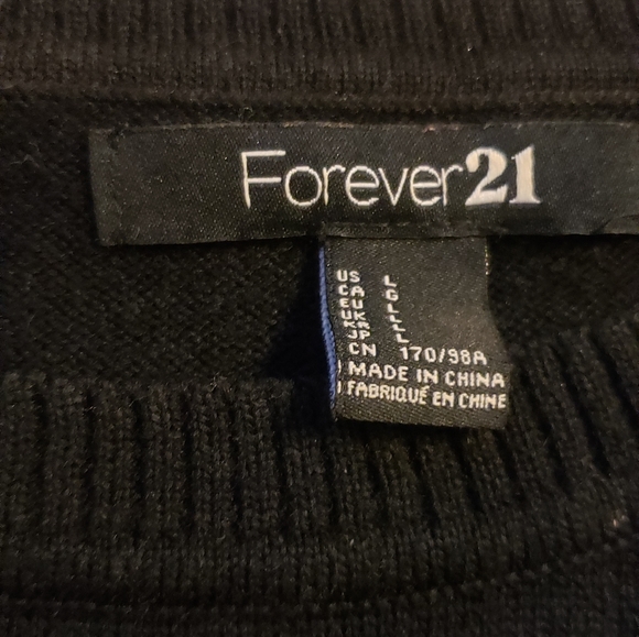 Colorblock geometric pattern pullover - Picture 3 of 3